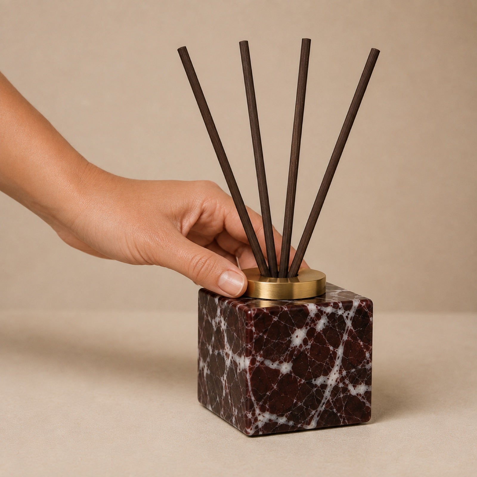 Rosso Levanto Diffuser styled